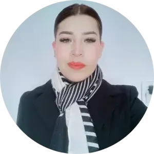 Jessica Mendez wearing a flight attendant uniform.