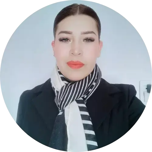 Jessica Mendez wearing a flight attendant uniform.